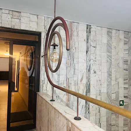Aparthotel 20 *