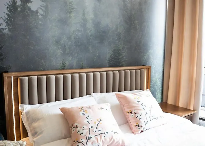 20 3* אוסטראון